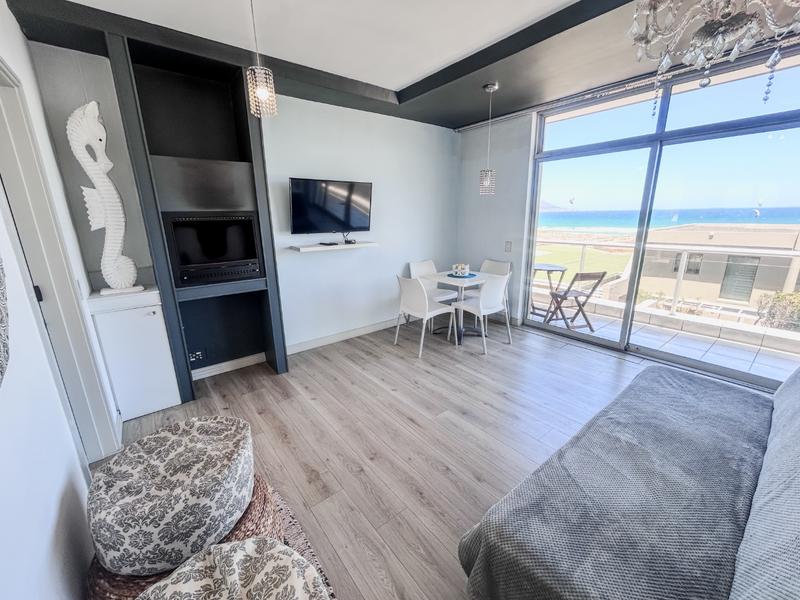 5 Bedroom Property for Sale in Dolphin Beach Western Cape